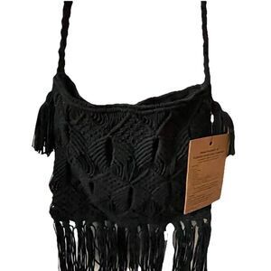 NWT'S Clever Carriage Artisan Handmade Macram Crossbody Bag in Black